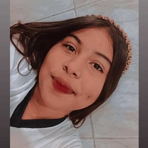 Meet your Posher, bella - Picture 1 of 3